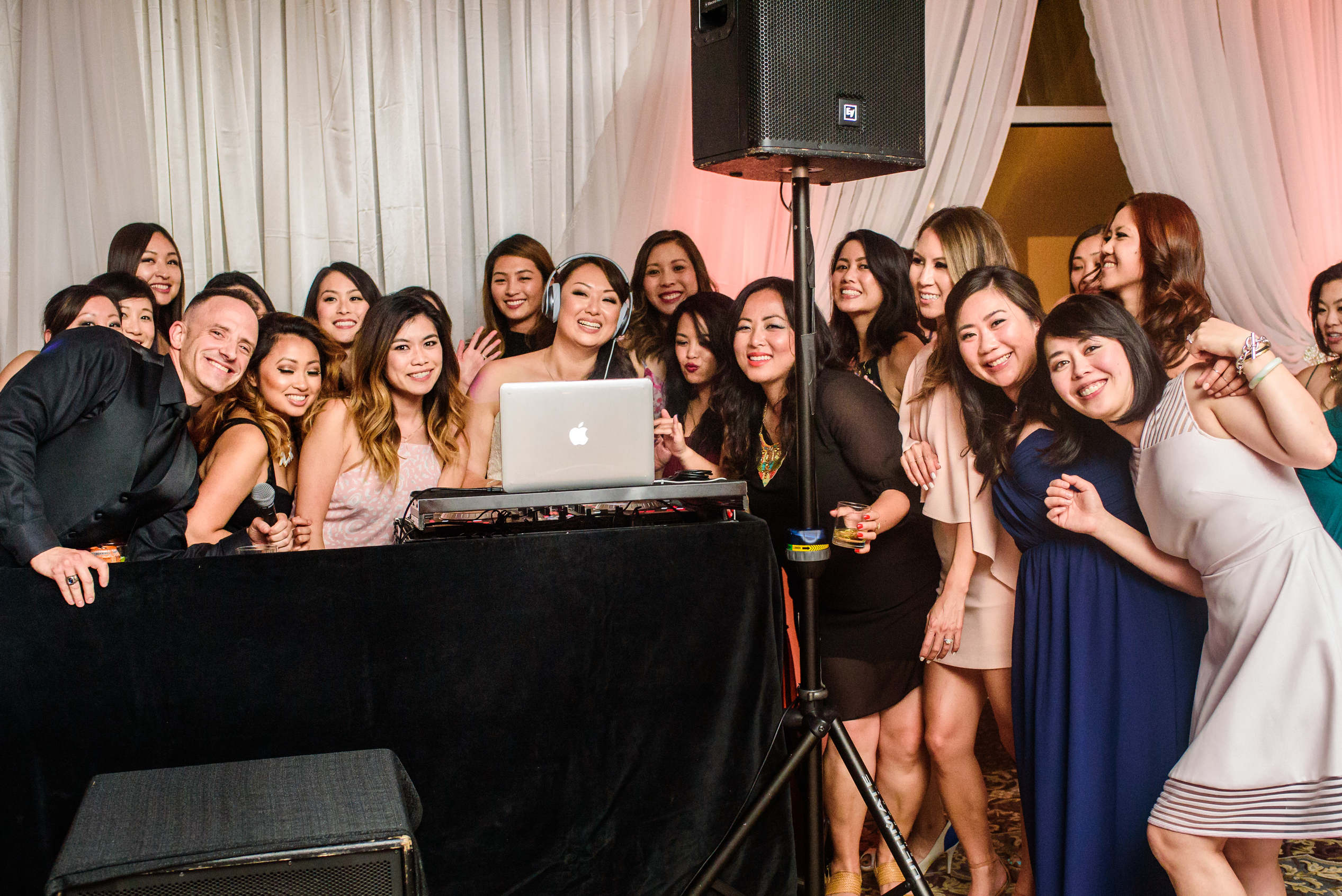 wedding dj and bridal party